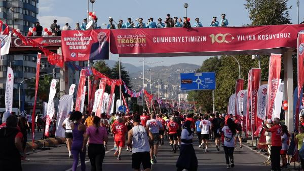 Selçuk BAŞAR- Aleyna KESKİN/TRABZON, (DHA)- TRABZON’da Cumhuriyetin 100’üncü yılında Büyükşehir