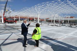 DAVRAZ KAPALI PAZARYERİNİN 2 AY İÇERİSİNDE TAMAMLANMASI HEDEFLENİYOR