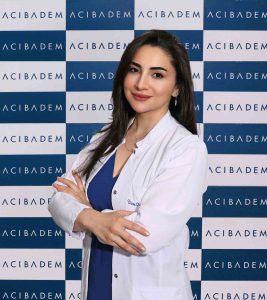 UZMAN DİYETİSYEN GİZEM AKGÜL, KADINLARDA EN YAYGIN GÖRÜLEN KANSERİN MEME