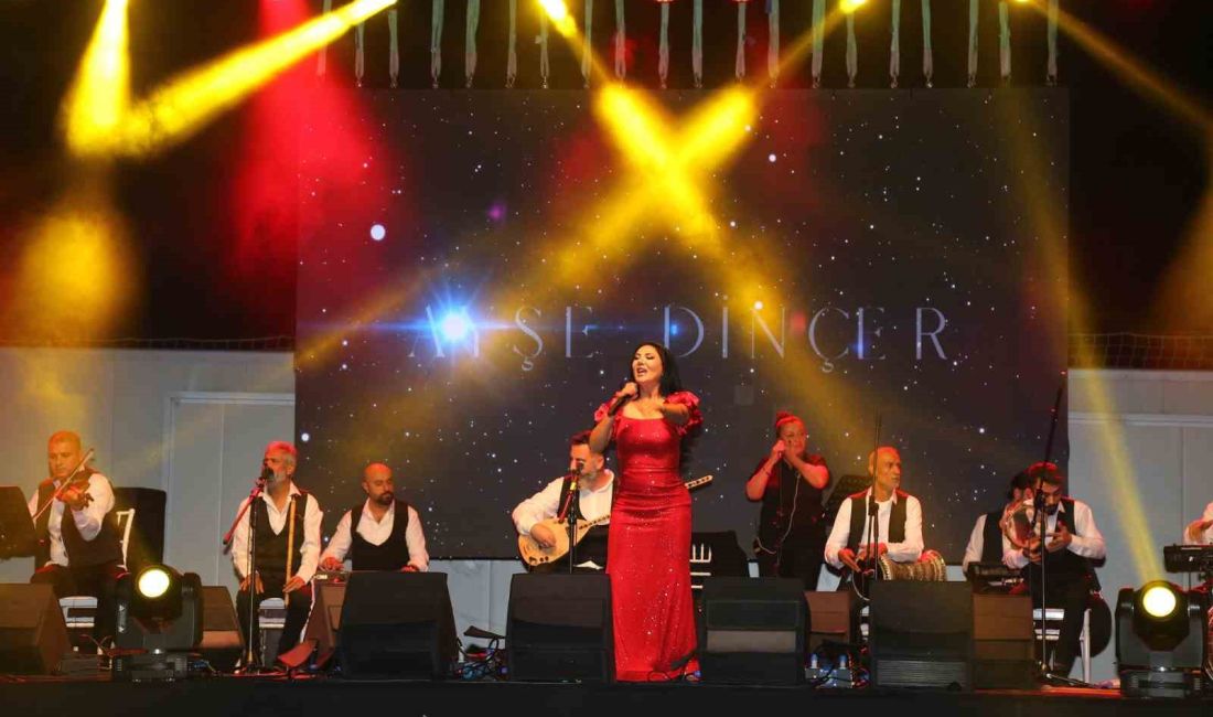DÖŞEMEALTI BELEDİYESİ TARAFINDAN DÜZENLENEN 14’NCÜ GELENEKSEL NAR FESTİVALİ BÜYÜK BİR