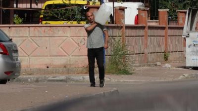 Adem AKALAN/ANTALYA, (DHA)- ANTALYA’da ev sahibiyle kira anlaşmazlığı yaşayan İsmail