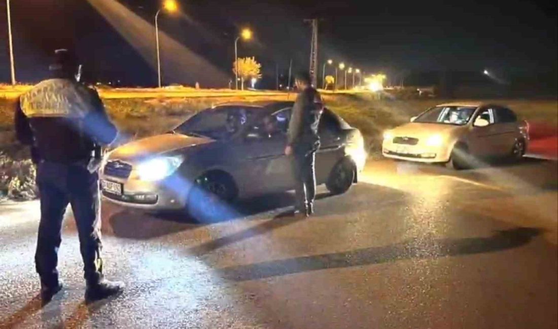 HATAY’DA JANDARMA EKİPLERİNİN GERÇEKLEŞTİRDİĞİ TARAFINDAN GERÇEKLEŞTİRİLEN ÇALIŞMALARDA; 5 İNSAN KAÇAKÇISI