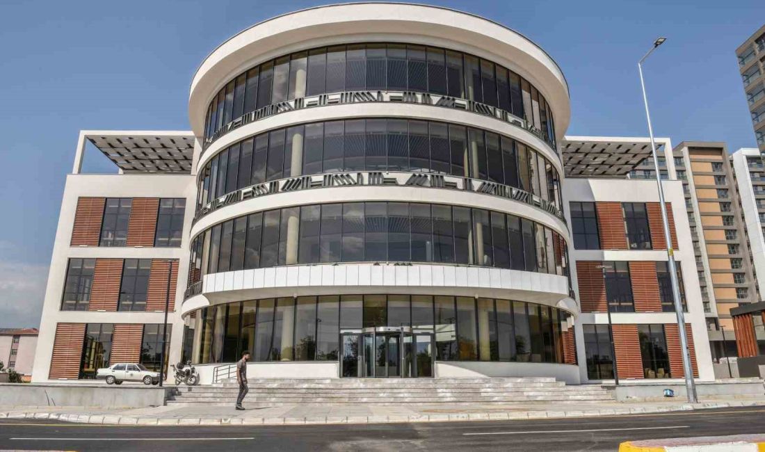 KEPEZ BELEDİYESİ, BİR ZAMANLAR DERME ÇATMA BİNALARIN OLDUĞU ALANA, KENTSEL