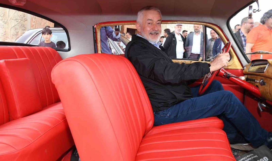 ISPARTA BELEDİYESİ VE TÜRKİYE KLASİK MERCEDES SEVENLER KULÜBÜ İŞBİRLİĞİNDE KLASİK