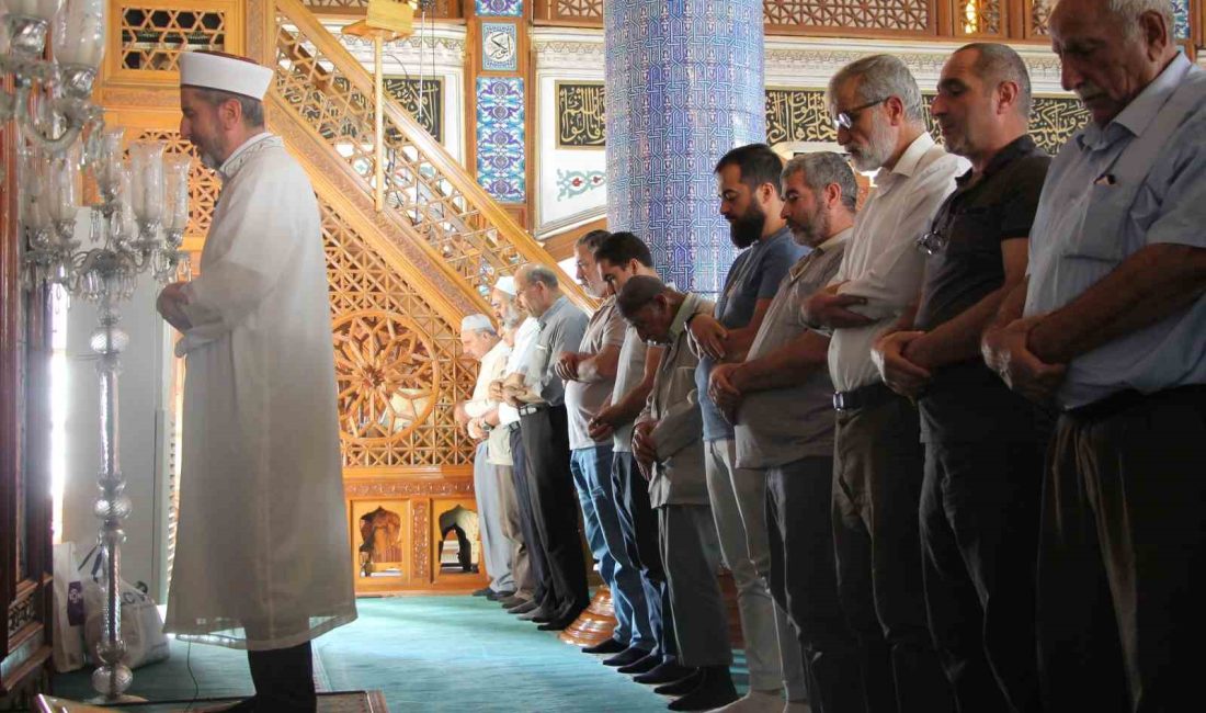 MERSİN'DE DÜN İSRAİL'İN FİLİSTİN'DE BİR HASTANEYİ VURMASI SONUCU HAYATINI KAYBEDEN