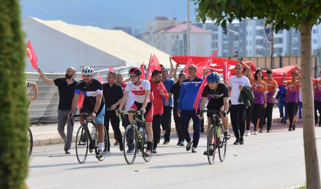 Osmaniye Amatör Spor Haftası etkinlikleri kapsamında yürüyüş düzenlendi. Osmaniye Gençlik