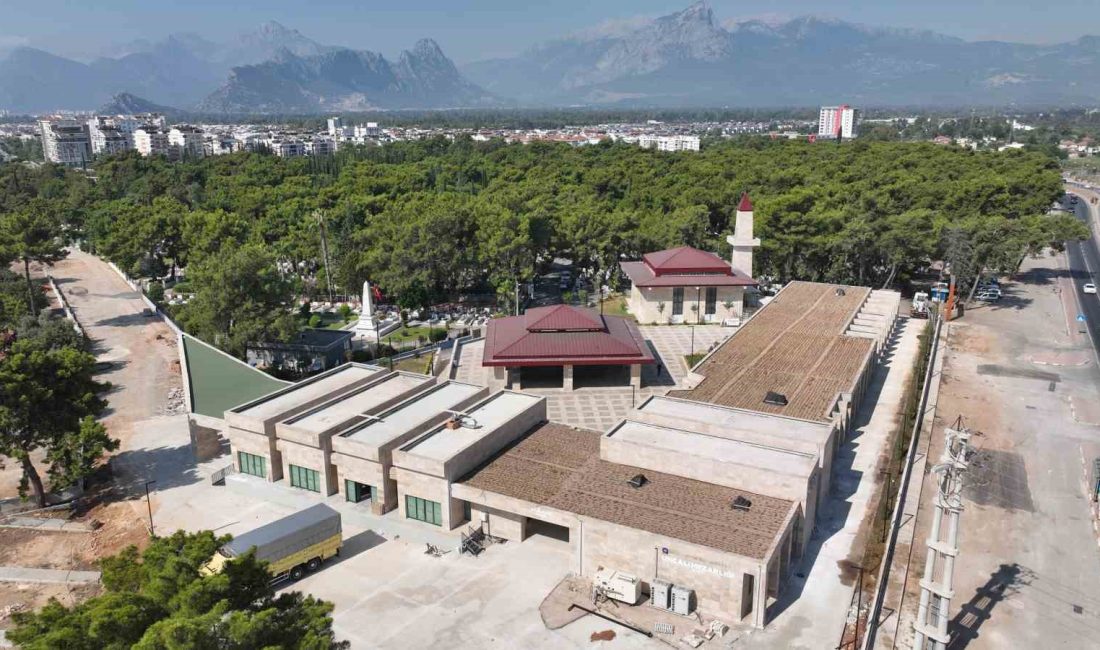 ANTALYA BÜYÜKŞEHİR BELEDİYESİ’NİN UNCALI KENT MEZARLIĞI’NDA BAŞLATTIĞI YENİLEME ÇALIŞMALARININ TAMAMLANMASIYLA