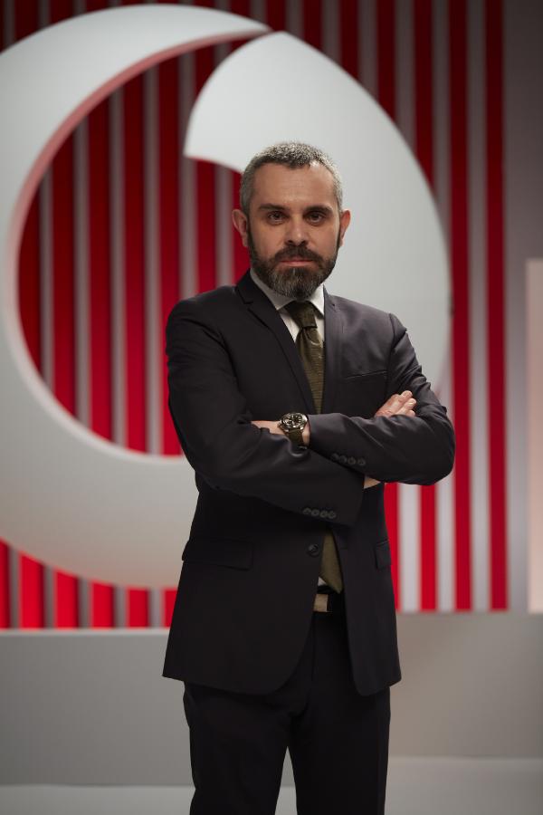 Vodafone’un dijital pazar yeri platformu ‘Her Şey Yanımda’ ikinci yaşını kutluyor Vodafone’un dijital pazar yeri platformu ‘Her Şey Yanımda’ ikinci yaşını kutluyor
