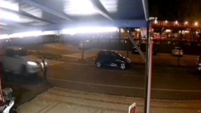 Mehmet YİRUN/ÇORLU (Tekirdağ), (DHA)- TEKİRDAĞ’ın Çorlu ilçesinde yaya geçidinde hafif