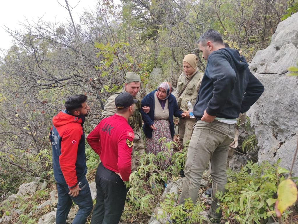 Andırında kaybolan kadın 12 saat sonra bulundu