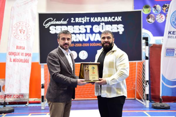 2nci geleneksel resit karabacak gures turnuvasi gerceklesti 985ec49