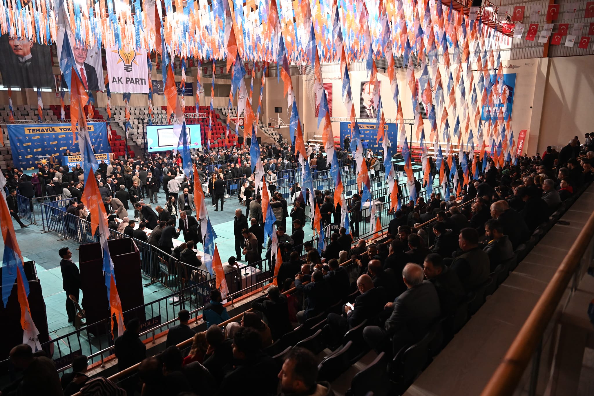 AK Parti, Kahramanmaraş'ta temayül yoklaması yaptı