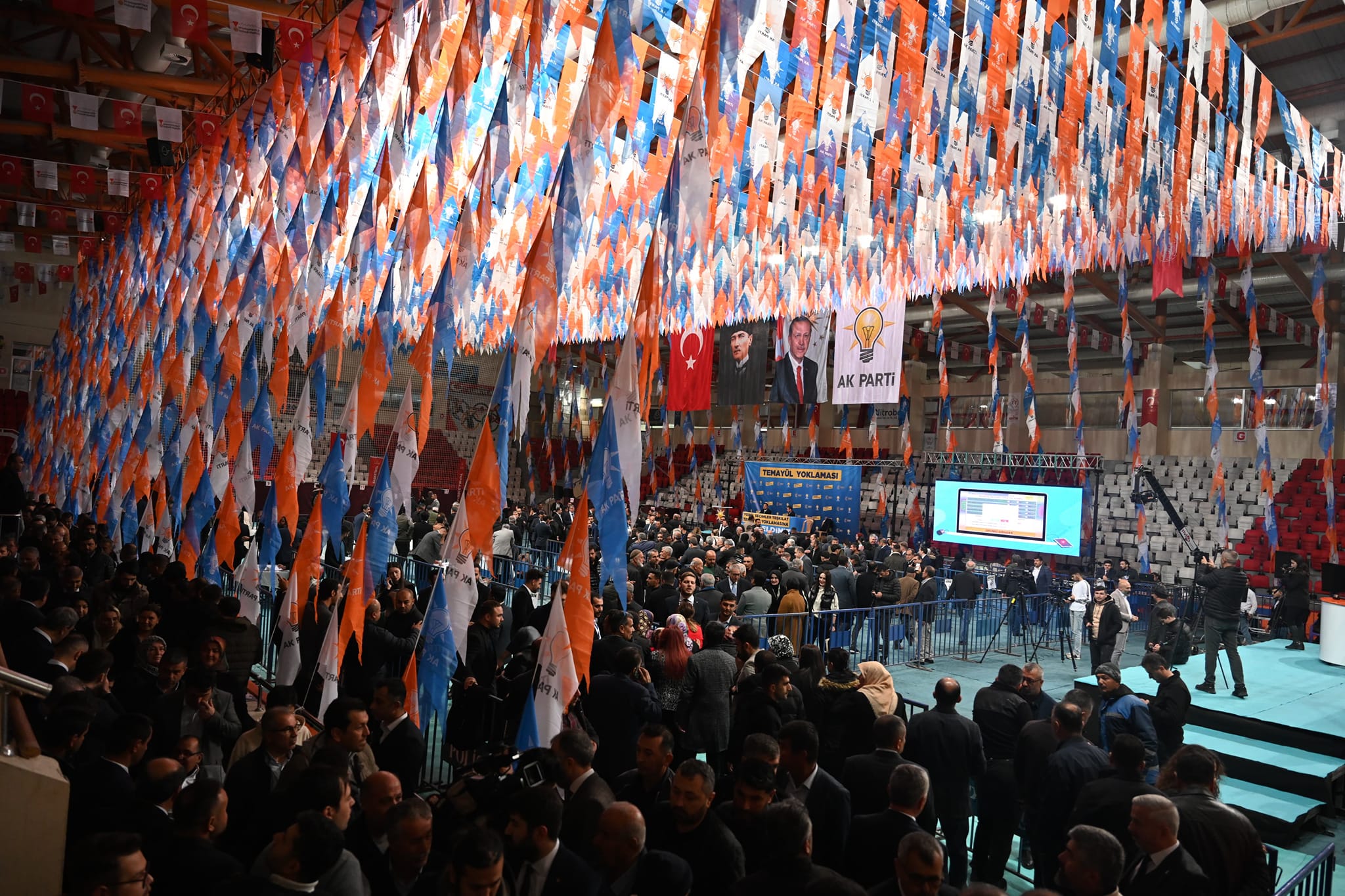 Ak parti, kahramanmaraş'ta temayül yoklaması yaptı