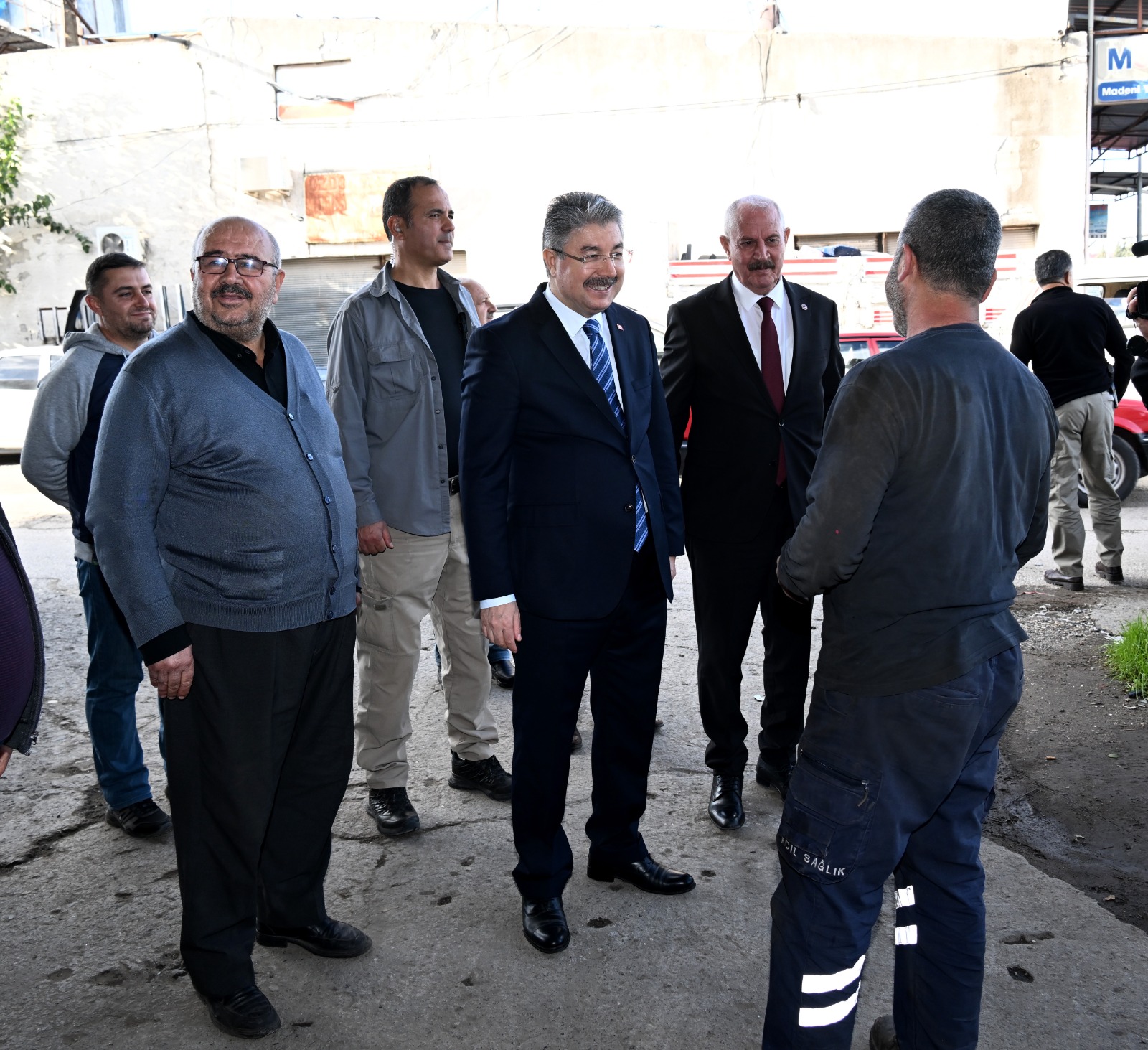 YILMAZ, KÜÇÜK SANAYİ ESNAFIN DERTLERİNİ DİNLEDİ
