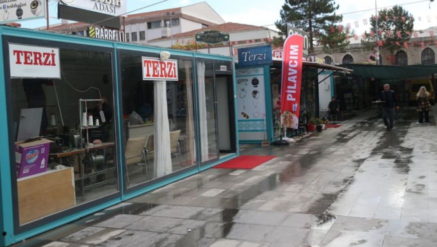 Şehir Merkezinde çarşı merkezinin inşasının başlaması ile bölgede kurulan geçici