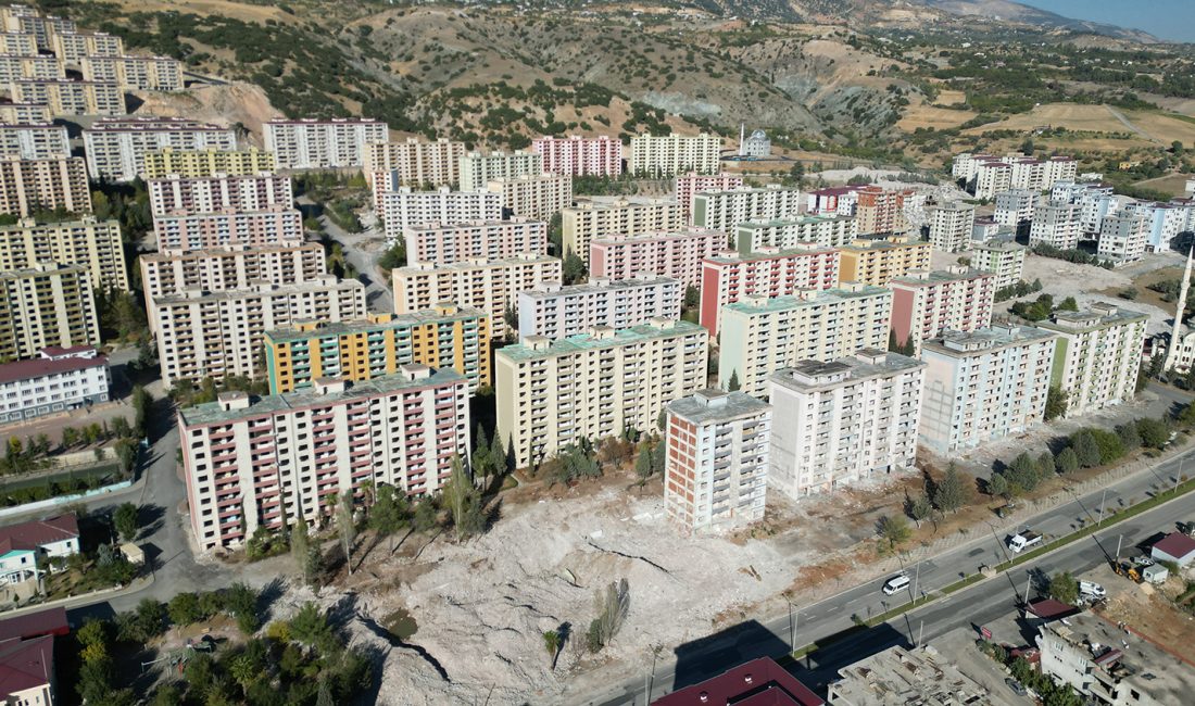 Dulkadiroğlu Belediye Başkanı Necati Okay, ilçesinde meydana gelen büyük felaket