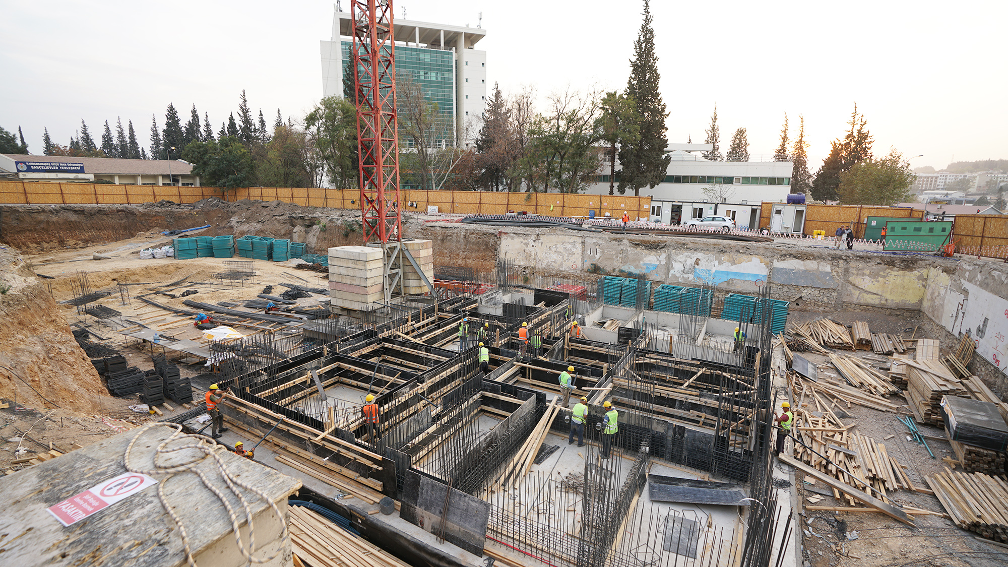 Başkan Güngör, Kahramanmaraş'ta Hızla Yükselen Kentsel Tasarım Projesini Açıkladı