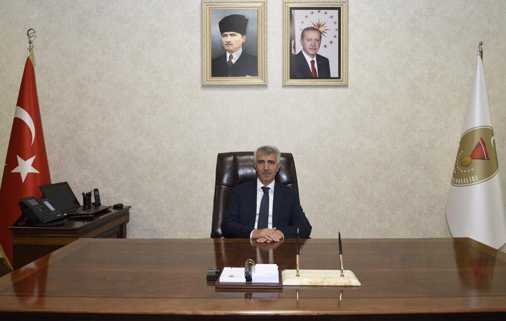 Kahramanmaraş Valisi Mükerrem Ünlüer, 10 Kasım Atatürk’ü Anma Günü dolayısıyla