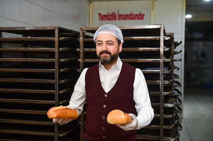 Gürbüz: Halk Ekmeği Üretimi Genişleyerek Ücretsiz Devam Edecek