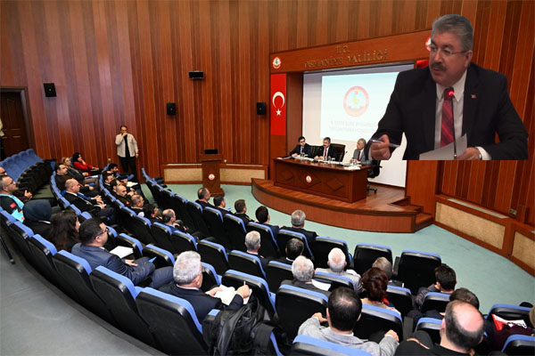 VALİ YILMAZ VATANDAŞ’IN MEMNUNİYETİNİ  MUTLAKA SAĞLANACAK