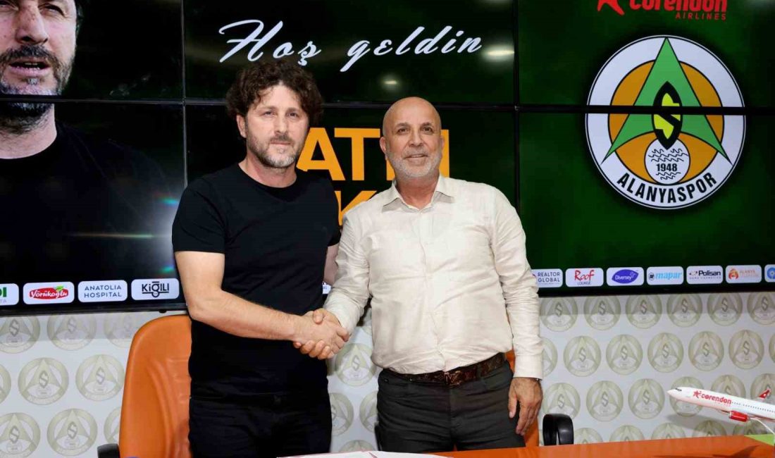 CORENDON ALANYASPOR, TEKNİK DİREKTÖR