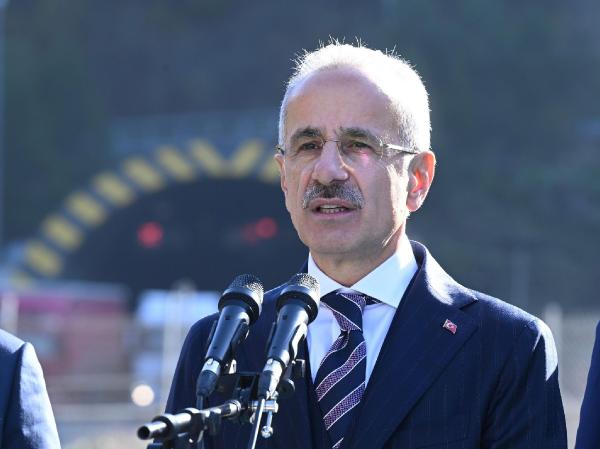 Rukiye MEYVECİ/ANKARA, (DHA)- ULAŞTIRMA ve Altyapı Bakanı Abdulkadir Uraloğlu, Almanya