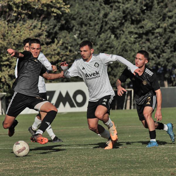 İZMİR, (DHA) – 1’inci Lig’de son 5 karşılaşmasını kaybederek galibiyet özlemi 10