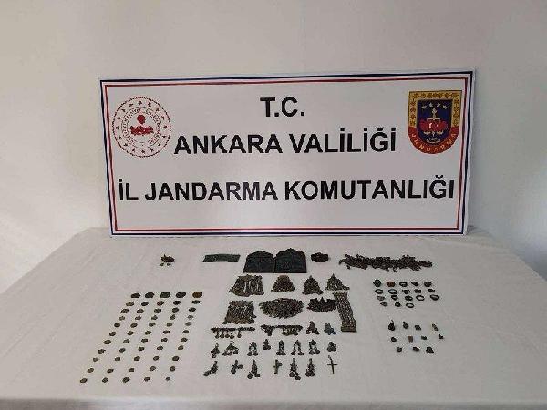 ANKARA, (DHA)- ANKARA’nın Ayaş ilçesinde gerçekleştirilen tarihi eser kaçakçılığı operasyonunda 101