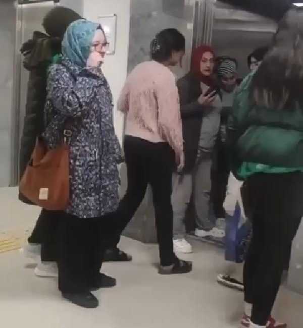 ANKARA, (DHA)- ANKARA Çubuk Fatma Hanım KYK Kız Öğrenci Yurdu’nda içerisinde öğrencilerin