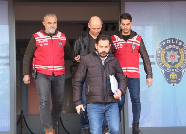 Nurettin ARKAN/ISPARTA, (DHA)- ISPARTA’da site yöneticisi Hüseyin Cahit Erdoğan’ı (71)