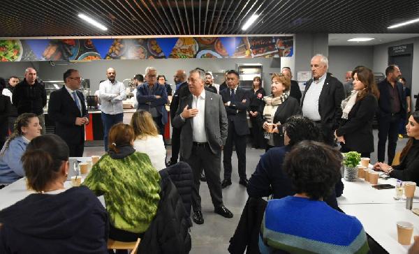 İSTANBUL, (DHA) – Beşiktaş Kulübü Başkanı Ahmet Nur Çebi, Tüpraş Stadyumu’nda