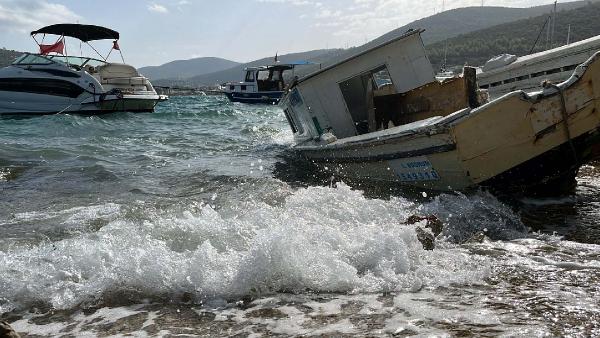 Fırat AKAY/BODRUM (Muğla), (DHA)- MUĞLA’nın Bodrum ilçesinde etkili olan fırtına