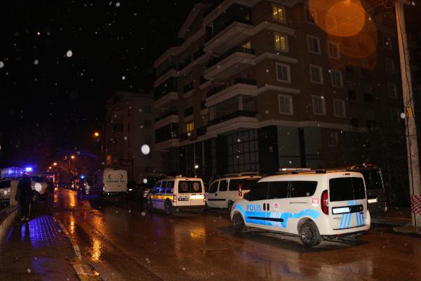Ramazan SARICI/ÇANKIRI, (DHA)- ÇANKIRI’da Kezban G., tartıştığı eşi tarafından çocuklarının gözü