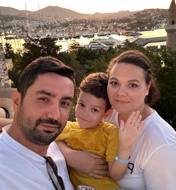 Mehmet İNAN/BURSA, (DHA)- BURSA’da, özel bir diş kliniğinde sedasyon altında,