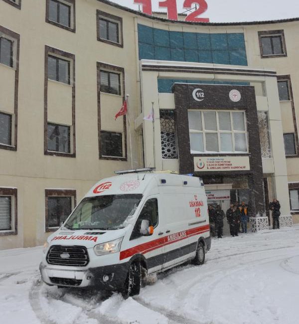 Salih TEKİN / ERZURUM,(DHA)-YOĞUN kış şartlarının etkisini sürdürdüğü Erzurum’da 112
