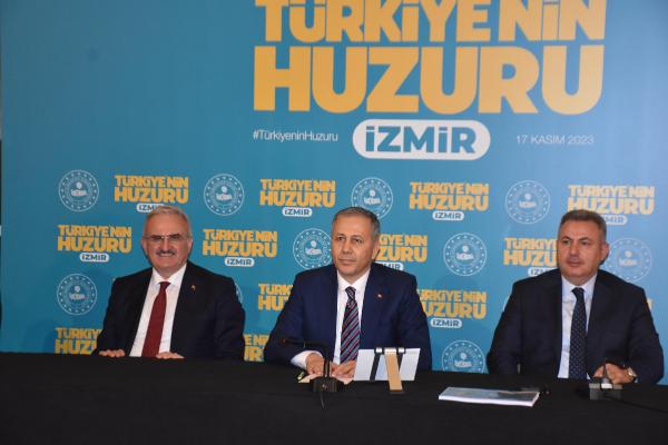 ‘ŞEHİR EŞKIYALARININ YANINA KAR KALMAYACAK’ İzmir’de düzenlenen ‘Türkiye’nin Huzuru’ toplantısı