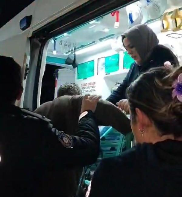Ayhan ACAR/ BARTIN, (DHA)- BARTIN’da ırmağa düşen alkollü 2 arkadaş
