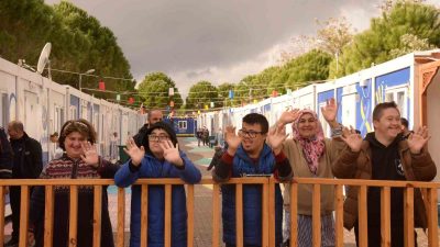 6 ŞUBAT KAHRAMANMARAŞ MERKEZLİ DEPREMLERDE EVLERİNİ KAYBEDEN 21 DOWN SENDROMLU