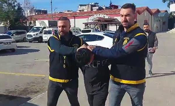 Anıl ATAR- Yaşar SERİNTÜRK/ADANA, (DHA)- ADANA’da içki içerken tartıştığı arkadaşları