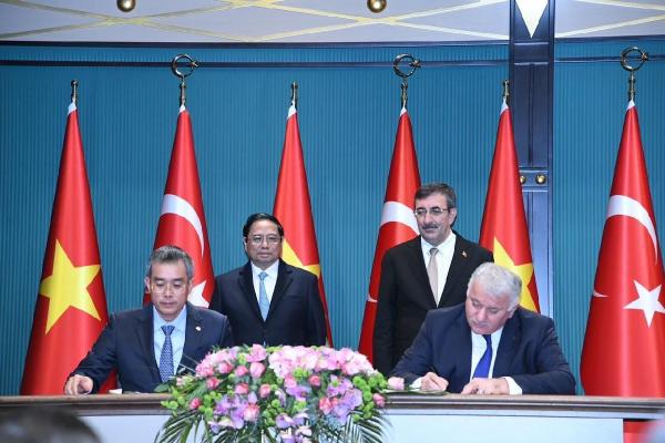 İbrahim YILDIZ/İSTANBUL, (DHA) TÜRK Hava Yolları (THY), Vietnam Devleti’nin ulusal