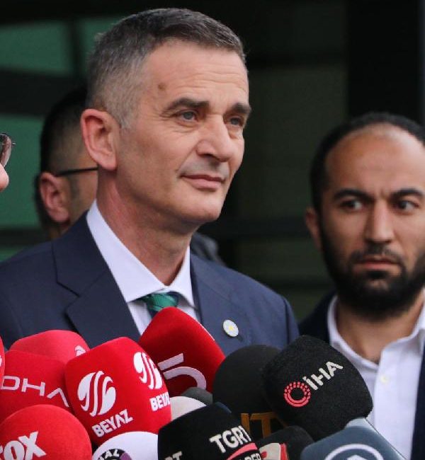 Besti KARALAR/ANKARA, (DHA)- İYİ Parti’den ihracı istenen Sakarya Milletvekili Ümit