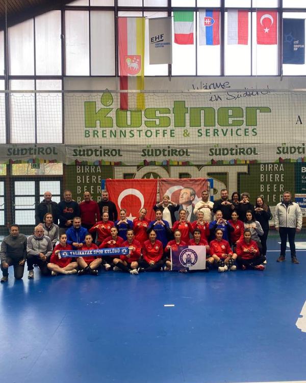 Yalıkavakspor Avrupa'da tur kapısını araladı