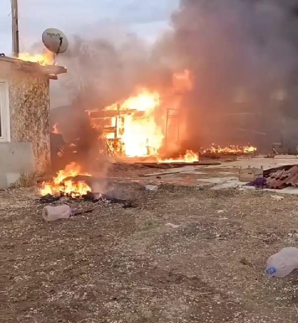 Şerife Serap KARA/SULUOVA,(Amasya), (DHA) – AMASYA’da çıkan yangında tek katlı