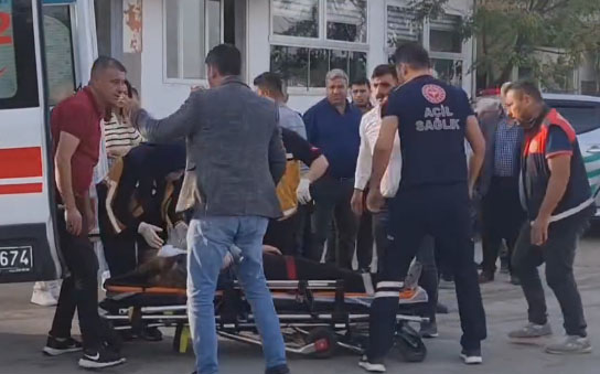 Osmaniye’nin Kadirli ilçesi’nde Kamil Kara Bulvarı Belediye Karşı 15 Temmuz