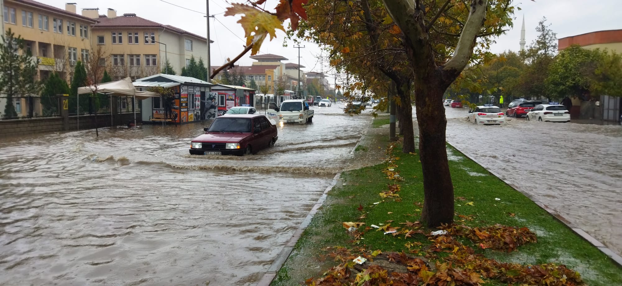 Kahramanmaraş sağanak yağışla mücadele ediyor