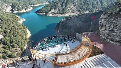 Kahramanmaraş Büyükşehir Belediye Başkanı Hayrettin Güngör’ün vizyon projelerinden Ali Kayası