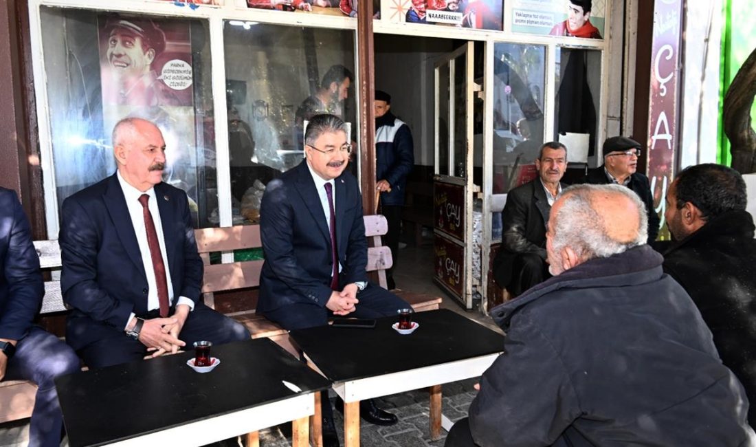 Osmaniye Valisi  Dr. Erdinç Yılmaz, esnafların ve vatandaşların hatırlarını sorarak