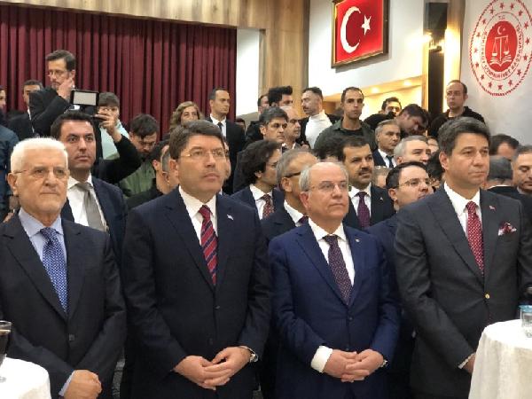 adalet bakani tunc terorun her turlusuyle mucadelede kararliyiz dfad1a5