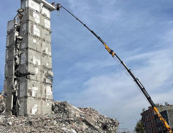 adiyamanda agir hasarli bina yikildi efbda81