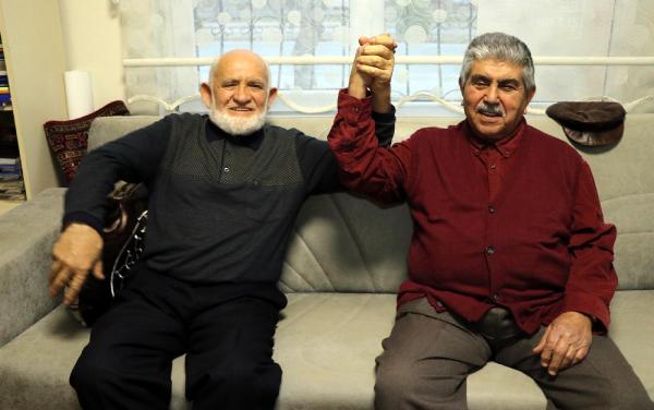 Almanya'da tanıştığı ve 53 yıldır haber alamadığı arkadaşını Kayseri'de buldu Almanya'da tanıştığı ve 53 yıldır haber alamadığı arkadaşını Kayseri'de buldu